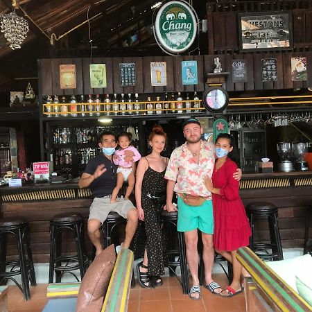 Outback1990 Hostel หาดริ้น ภายนอก รูปภาพ