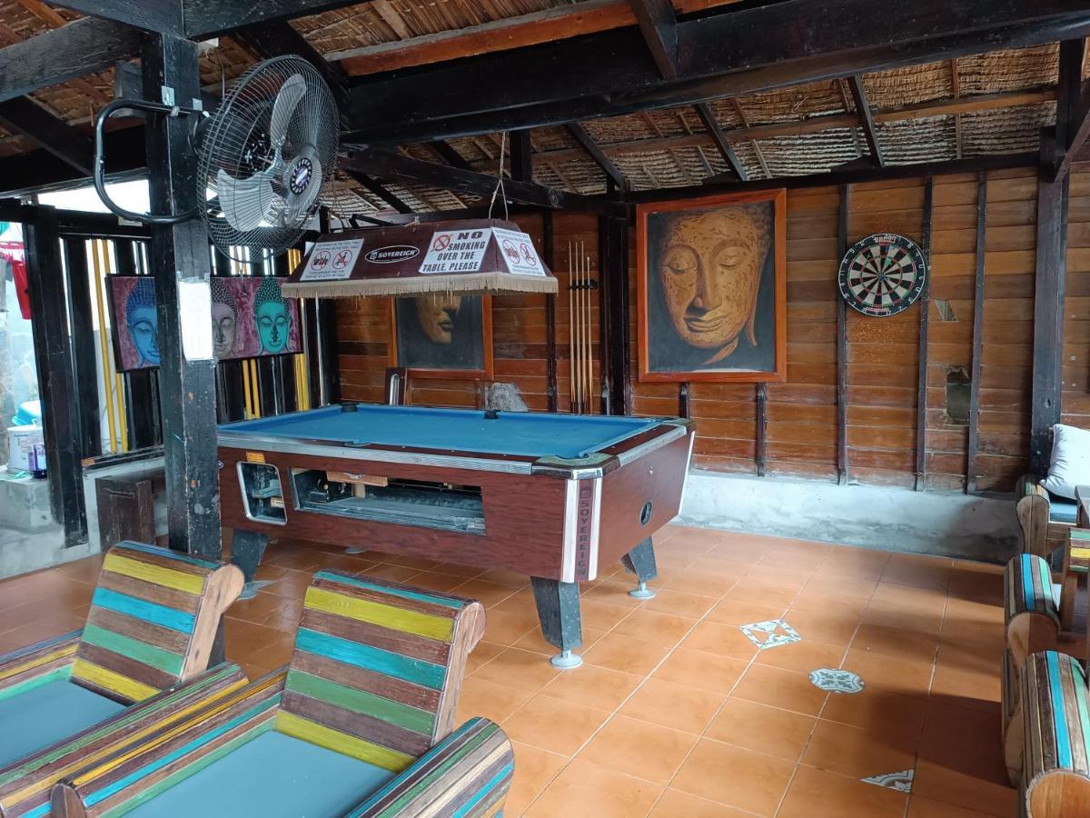 Outback1990 Hostel หาดริ้น ภายนอก รูปภาพ